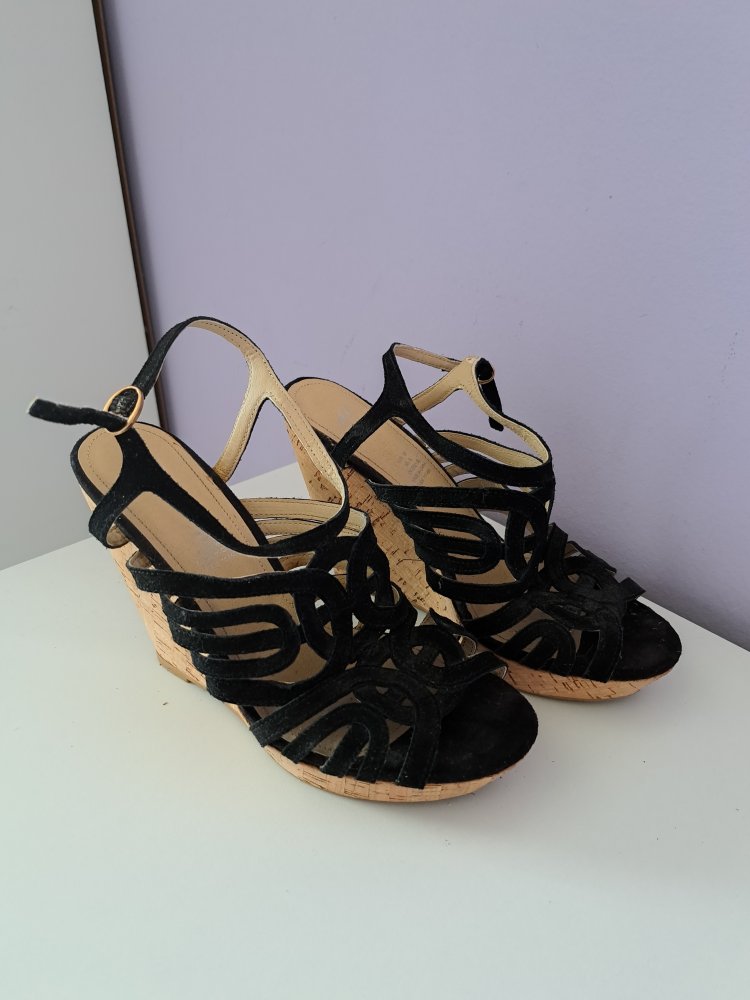  H&M Wegdes Gr. 37 Sandalen Keilabsatz Schuhe