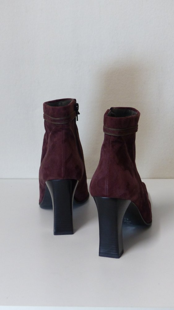 spitze Veloursleder Stiefeletten