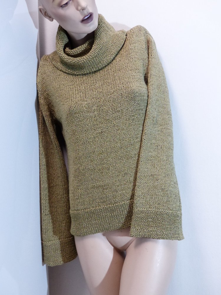 Bändchengarn Pullover mit Trompetenärmeln
