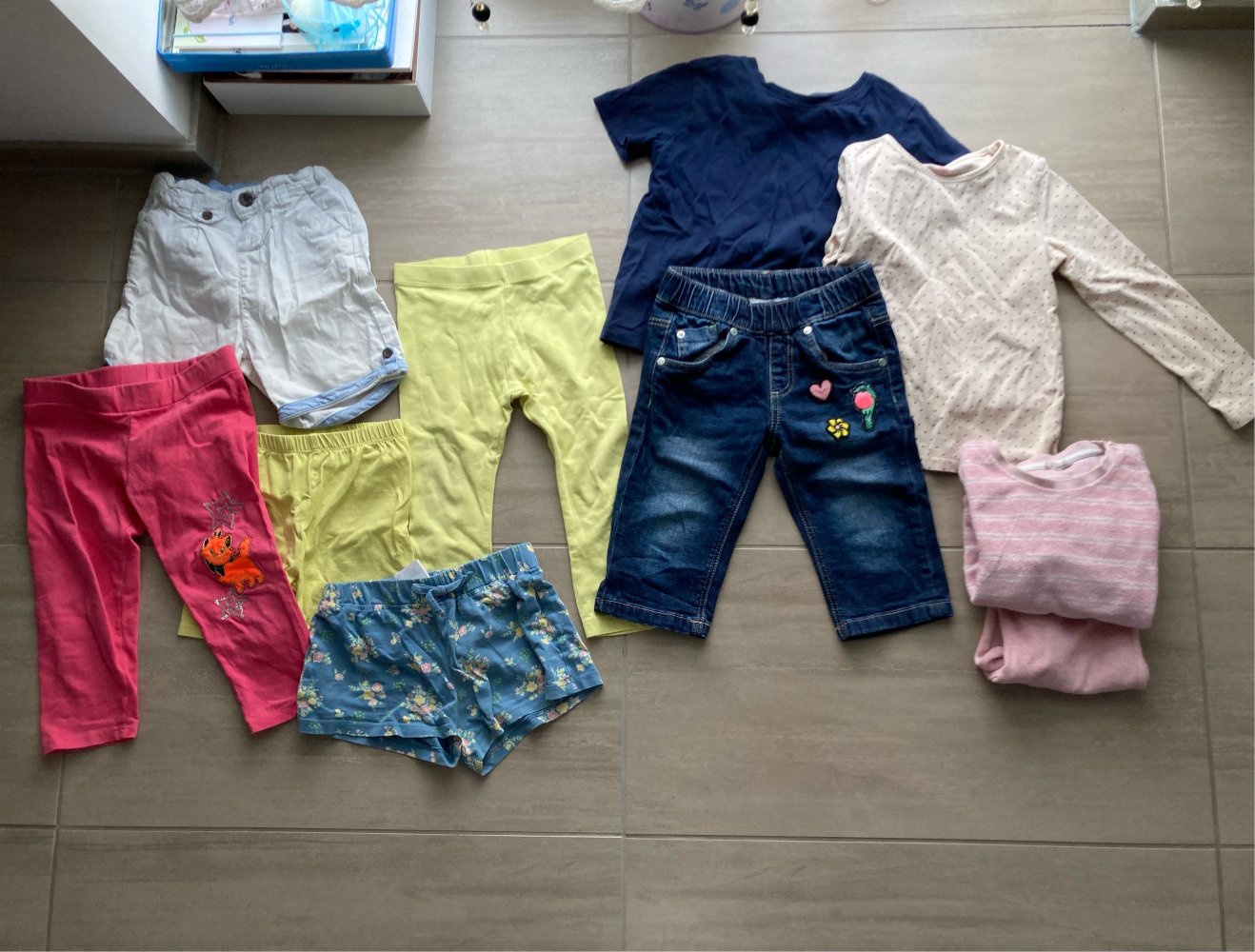 12 Teile Sommerpacket Gr 92-98