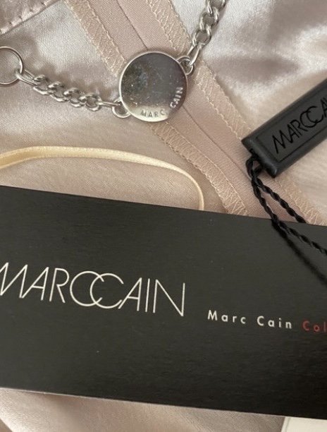 Marc Cain Trenchcoat Mantel Coat dünn Seide wie neu nur anprobiert Creme Beige Taube Rose Satin Original