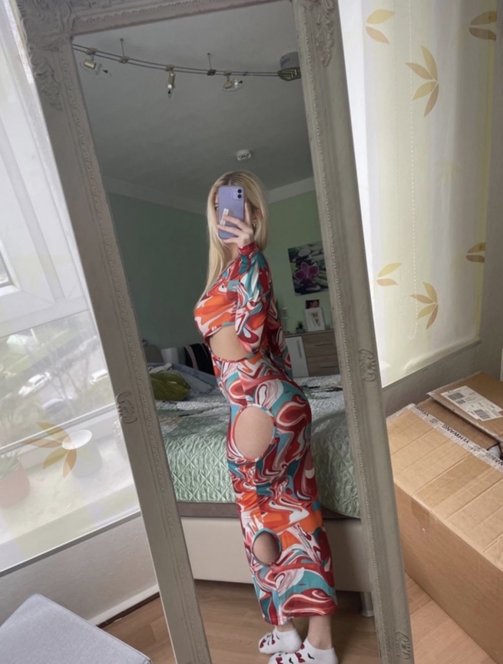 Kleid mit Cutouts