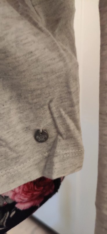 Longsleeve mit Spitze