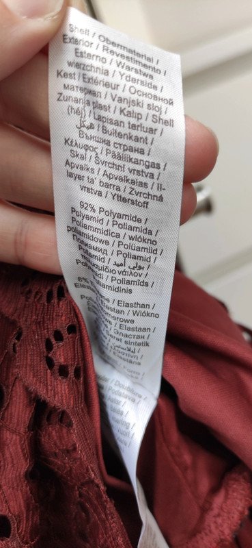 Festliches Spitzenkleid in rostrot