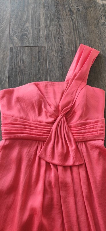 Oneshoulder Abendkleid in Koralle