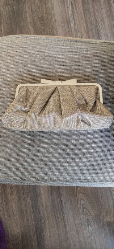 Gold glitzernde Clutch