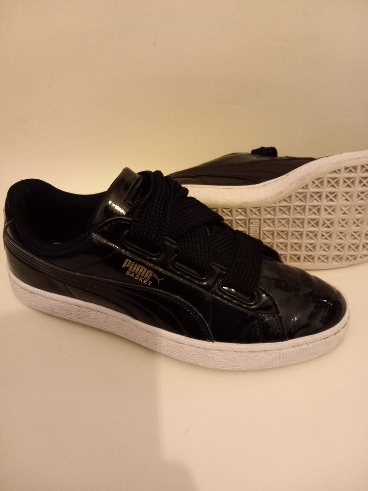 Puma Sneaker Gr 40 schwarz black Lack Schuhe mit Fat Laces gold Logo