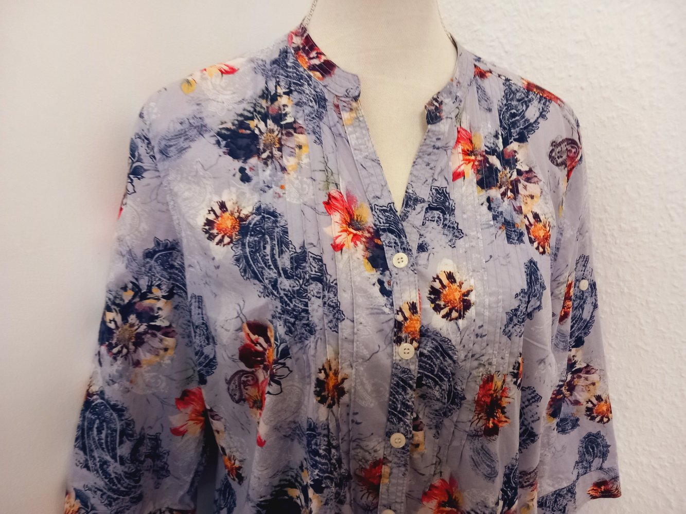 Bonita Tunika Bluse 3/4 Amlänge Krempelärmel hell blau paisley blumen Blümchen floral 