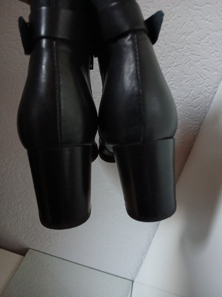 2 Paar Stiefeletten Pumps Gr.39 Tamaris + Kiomi schwarz Buissness Freizeit Büro
