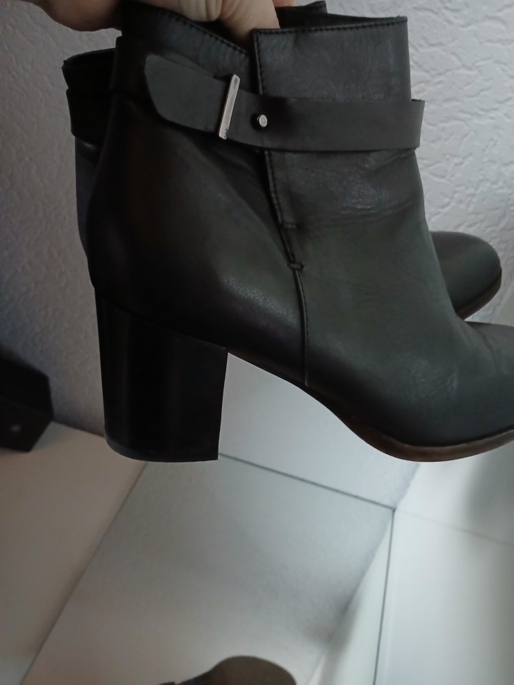 2 Paar Stiefeletten Pumps Gr.39 Tamaris + Kiomi schwarz Buissness Freizeit Büro