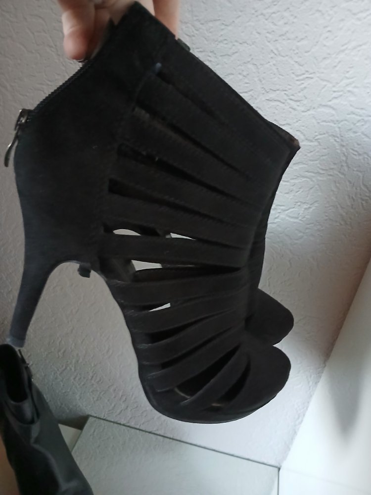 2 Paar Stiefeletten Pumps Gr.39 Tamaris + Kiomi schwarz Buissness Freizeit Büro