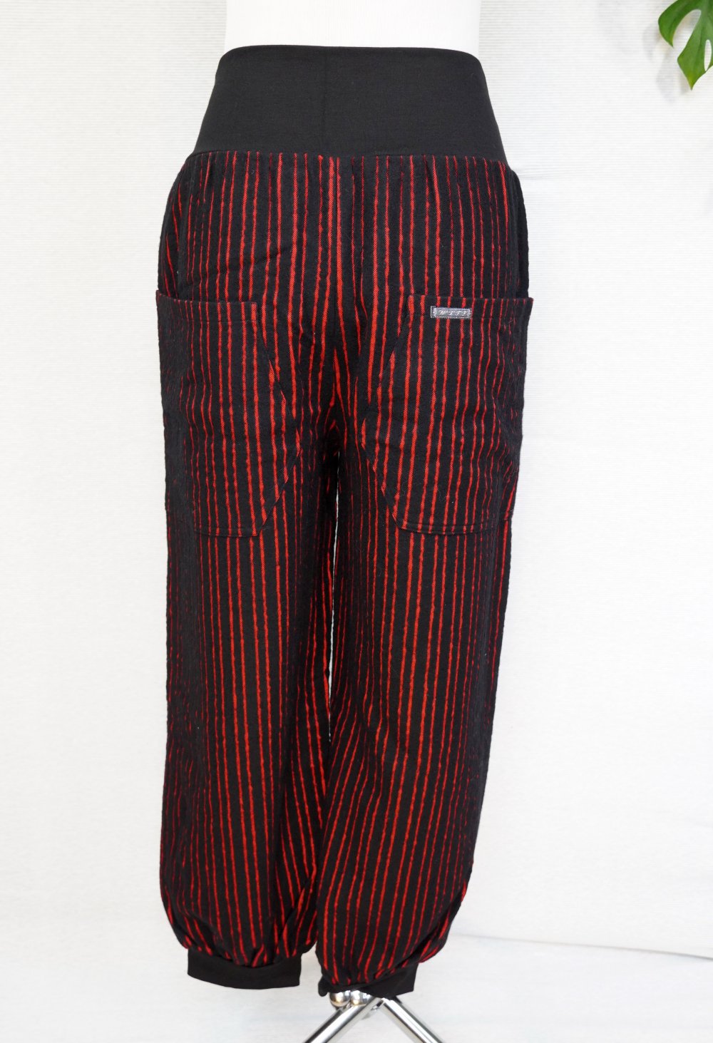 Wollhose Gr. S Ballonhose Bollerhose Streifenhose