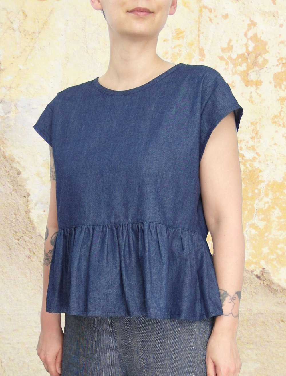 Jeansbluse Gr. S Shirt mit Rüsche Bluse Denim