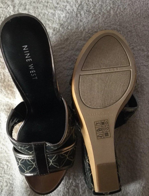 Keilabsatzschuhe