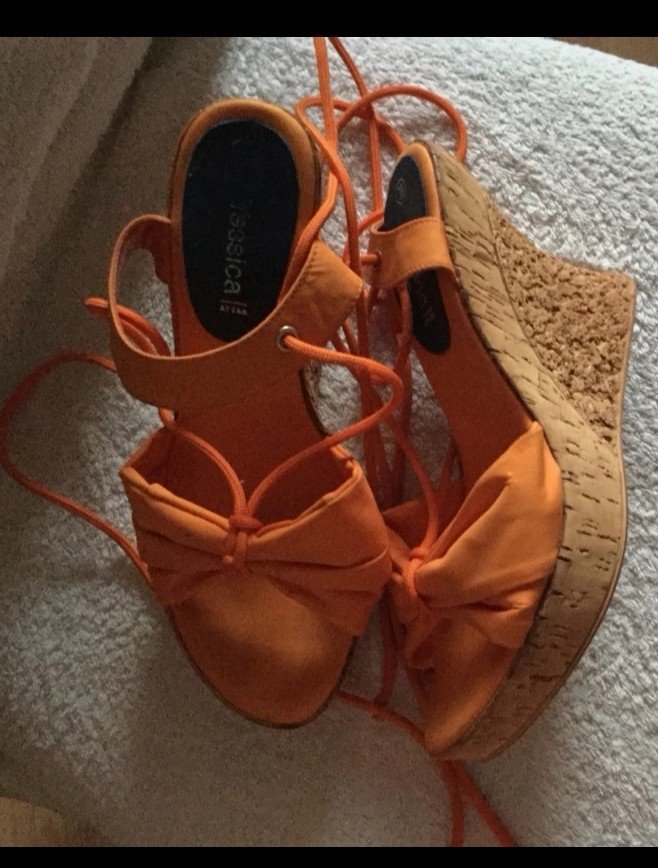 Keilabsatzschuhe