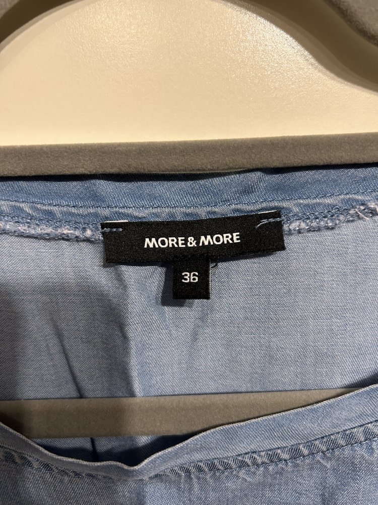 Jeansbluse von more&more / Trompetenärmel