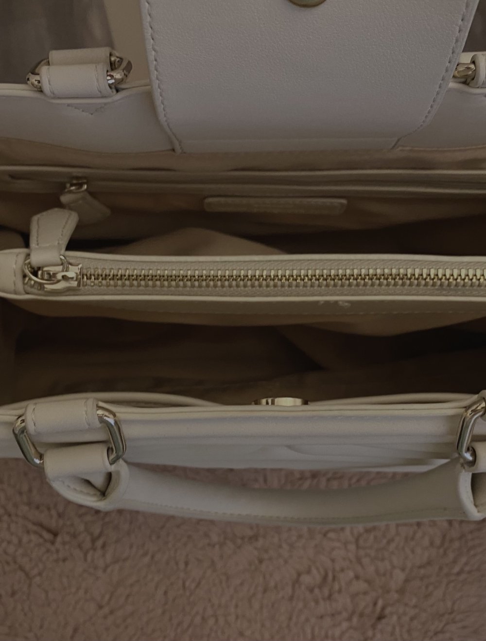 Mario Valentino Tasche