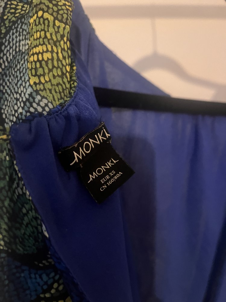 Monki Kleid