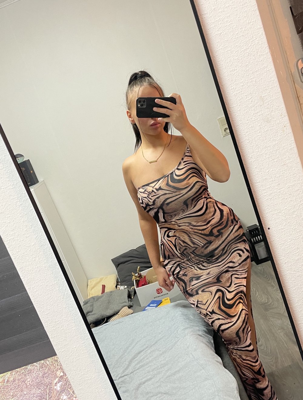 langes Kleid