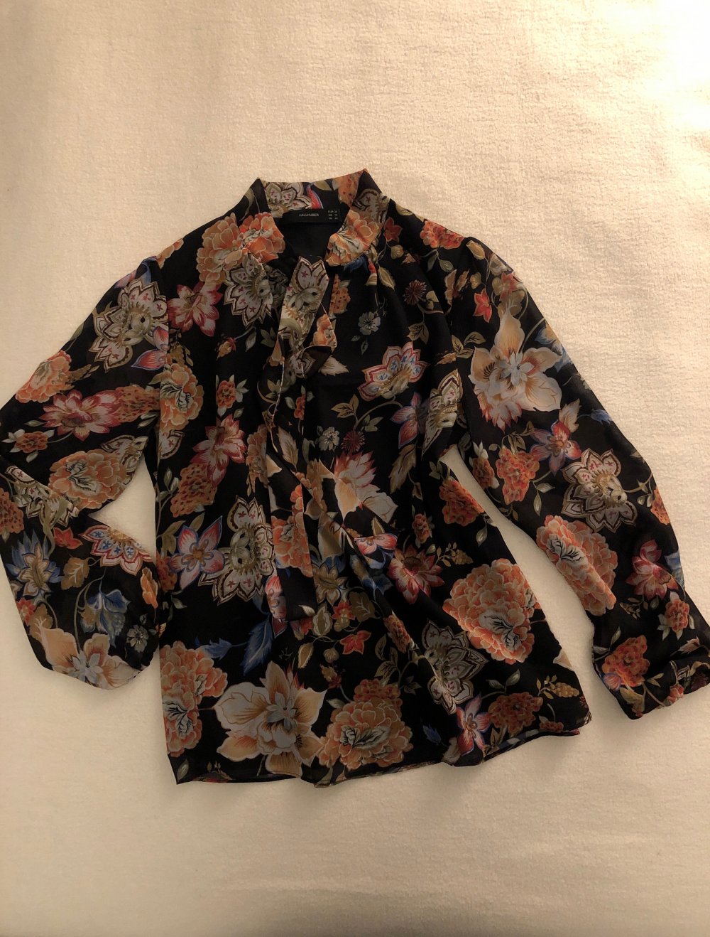 Bluse blumig Gr. 38 von HALLHUBER
