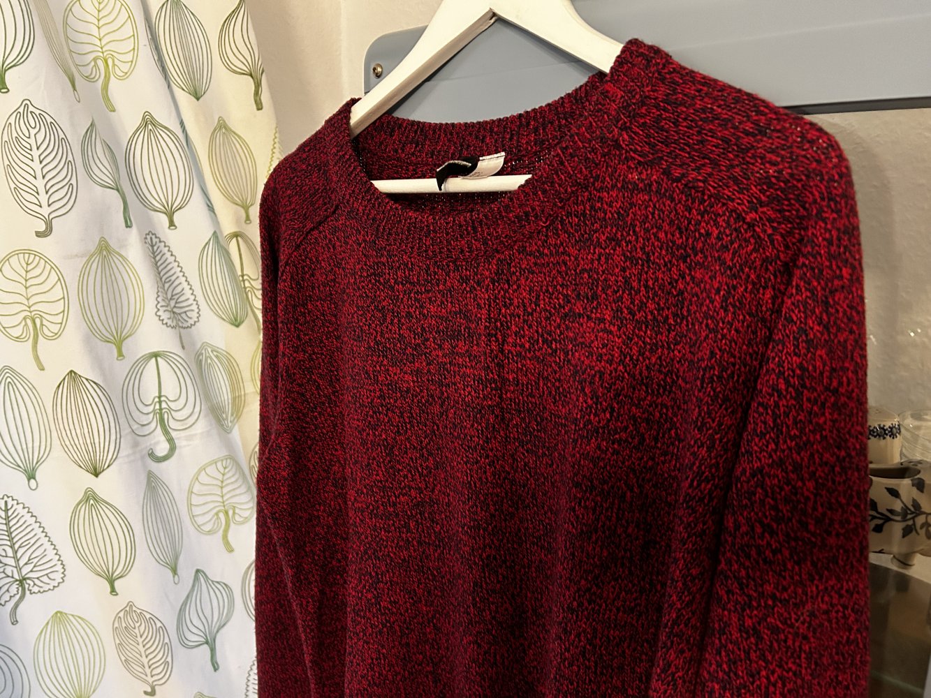 Kurzer leichter Pulli von H&M - Gr. L - guter Zustand