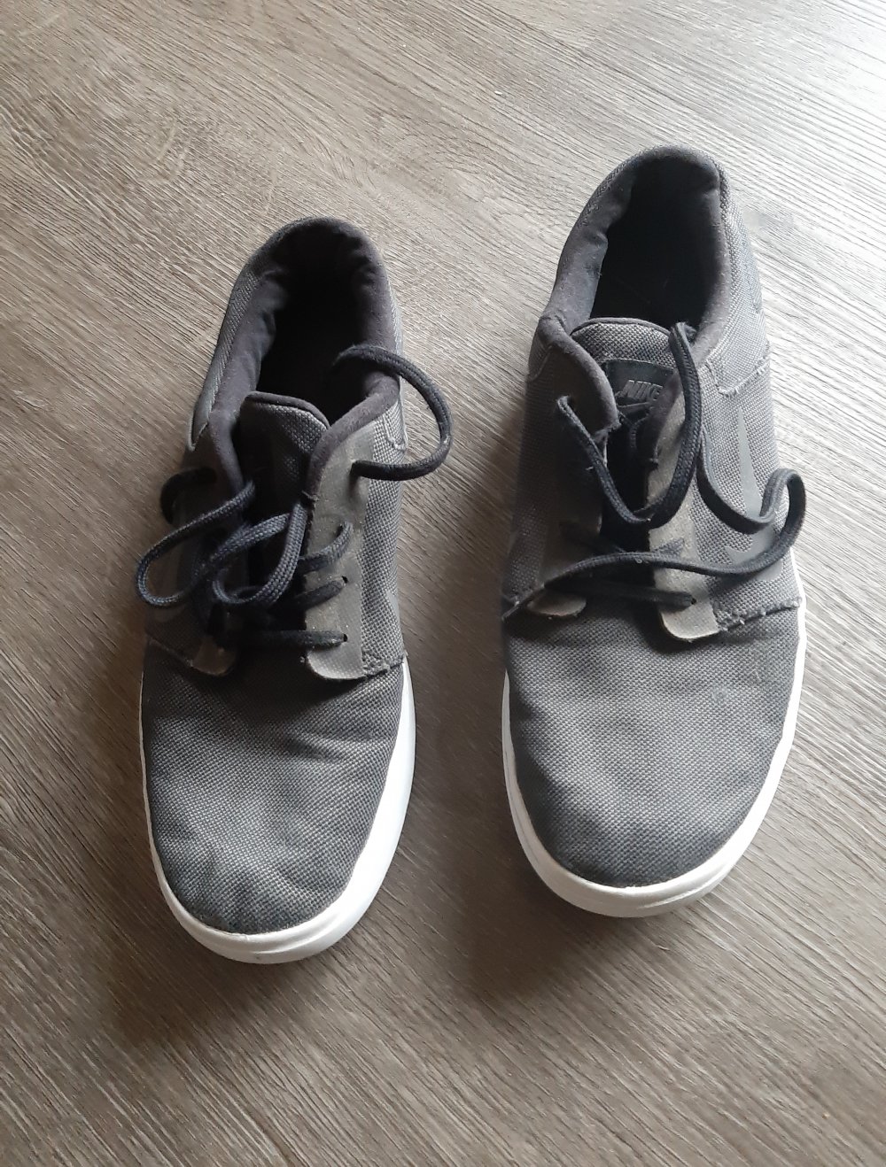 Nike Sportschuhe Gr. 45