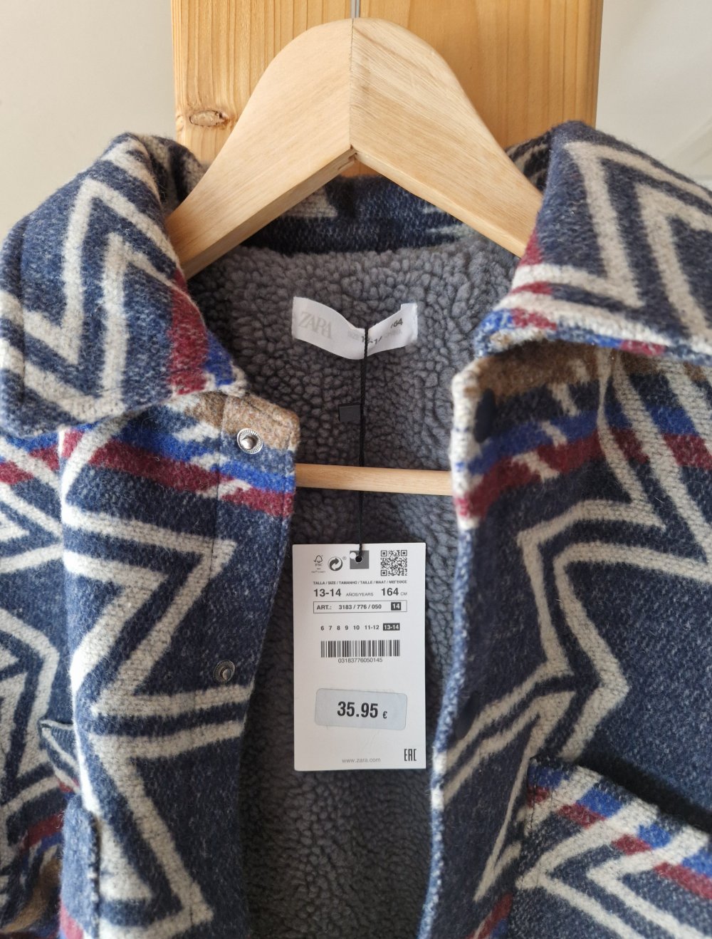 Zara Jacke