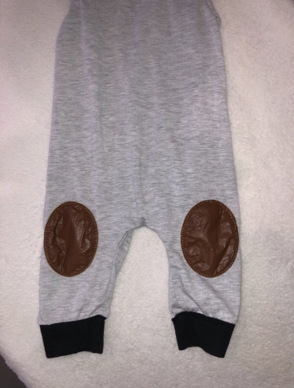 dünne Latzhose