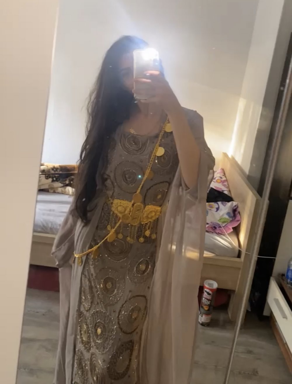 kurdisches kleid