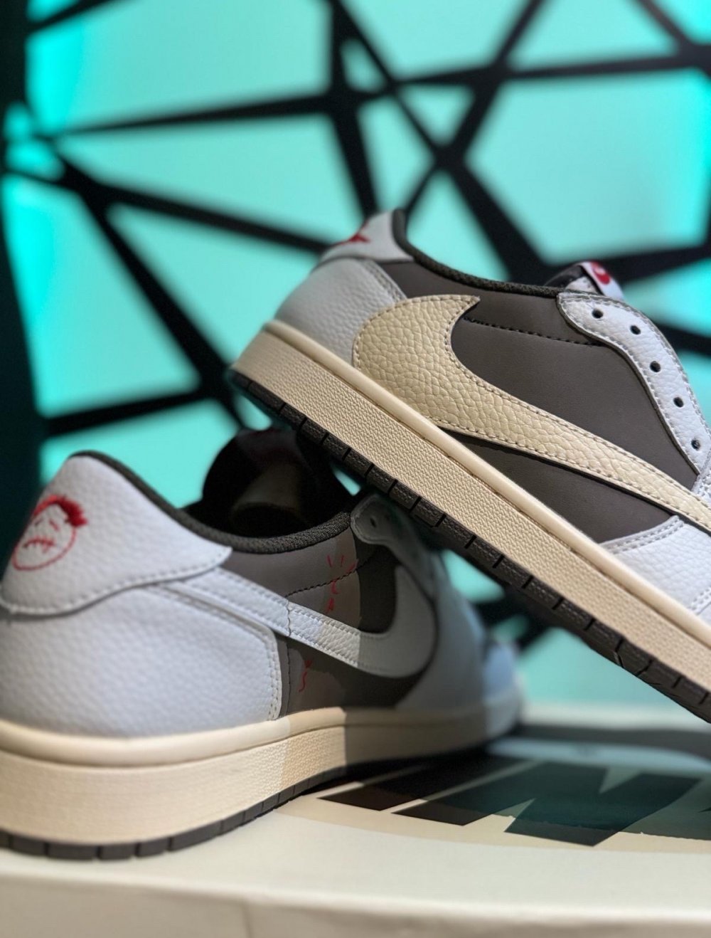 nike jordan 1 low travis scott reverse mokka