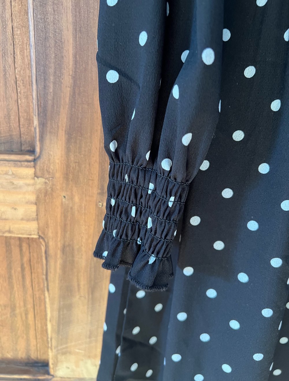 Kleid mit Punkten in Größe M/L