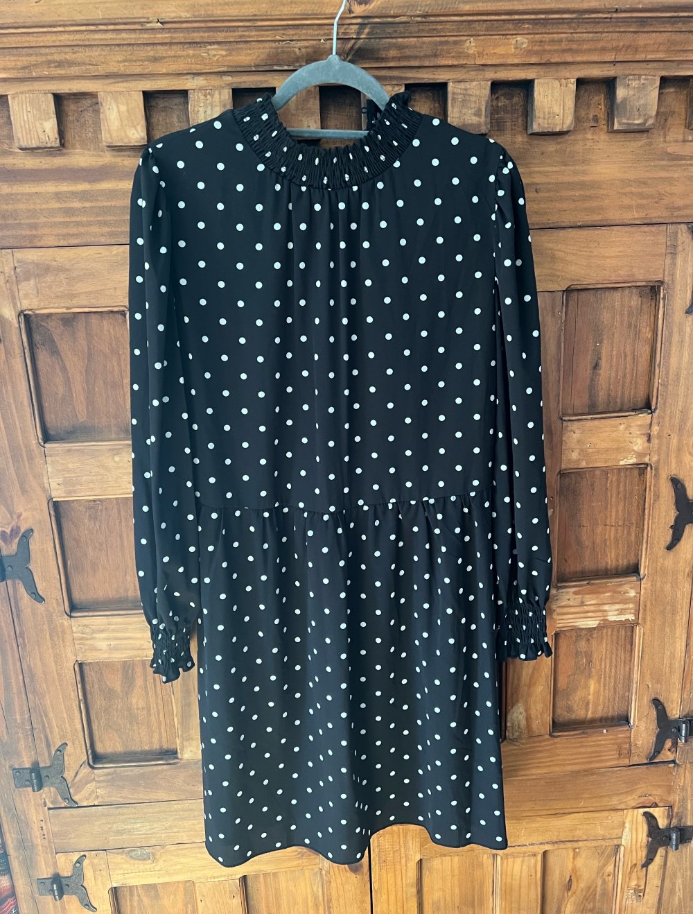 Kleid mit Punkten in Größe M/L