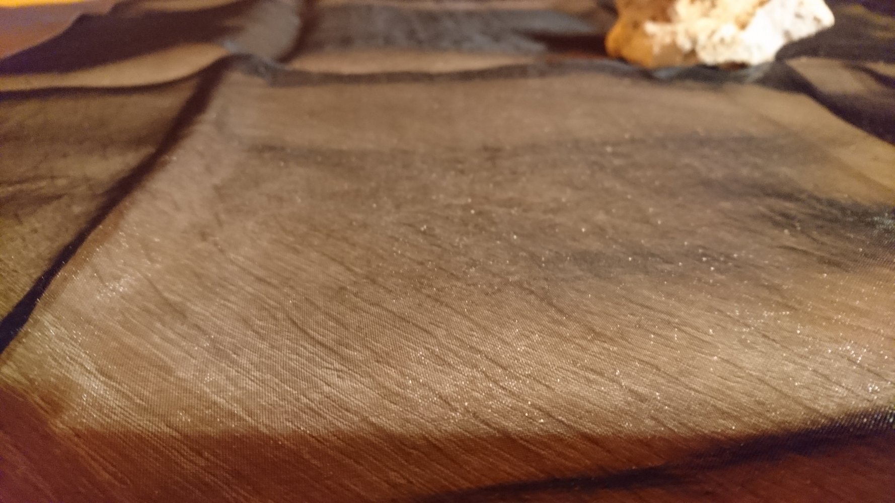 Tischdecke mit Glitzerschimmer Organza