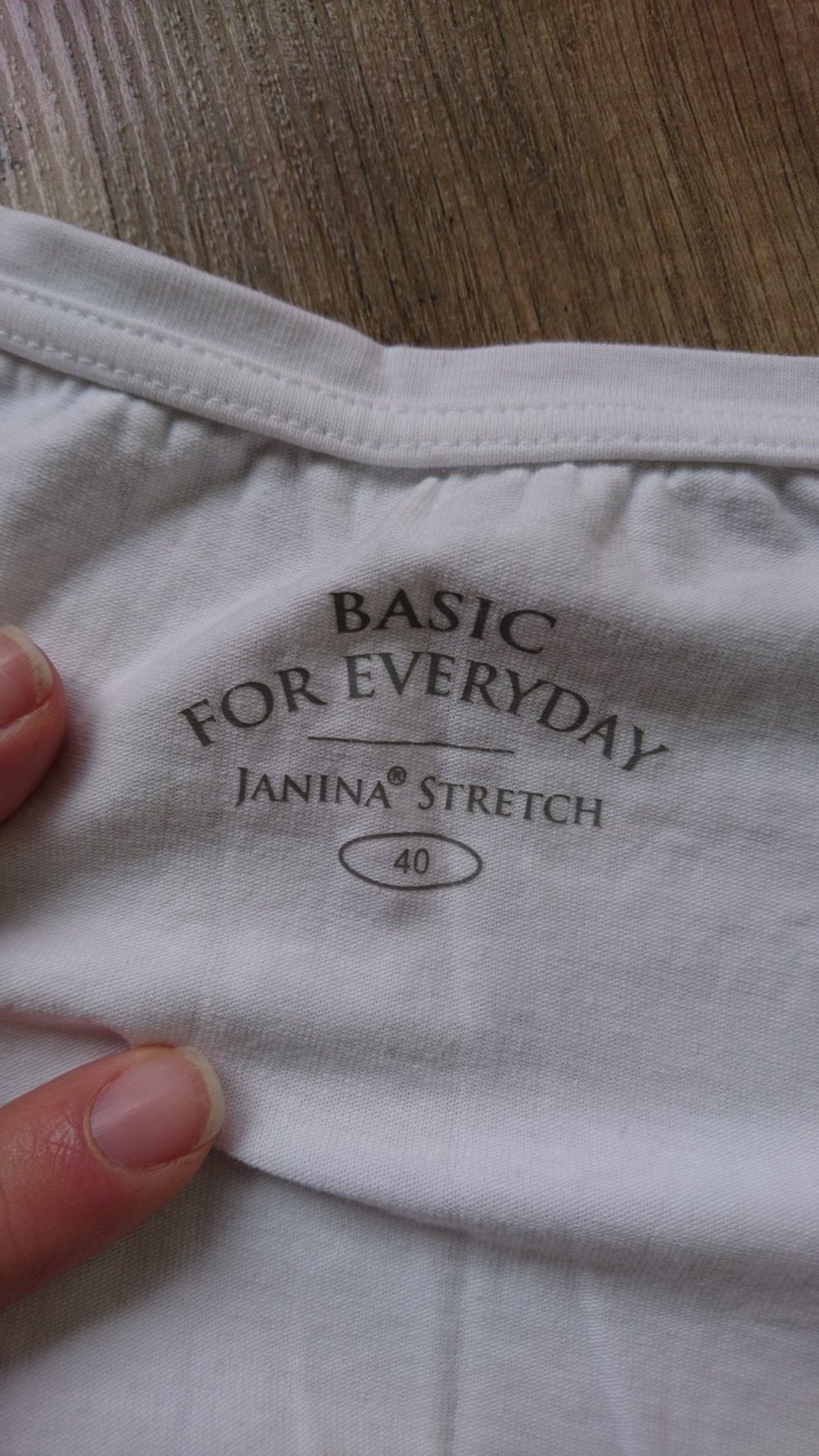 T-Shirt von Janina | Größe 40 - #2ndchancewoman