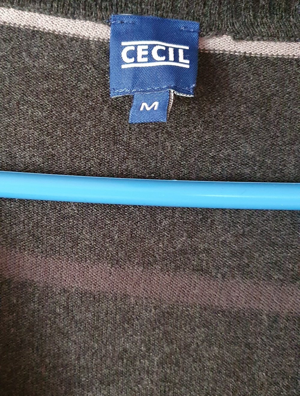Strickjacke ? Cecil