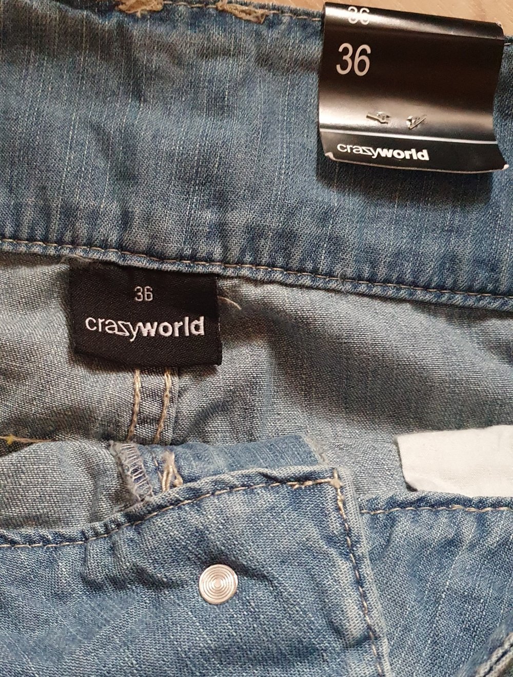 Jeans ? crazyworld