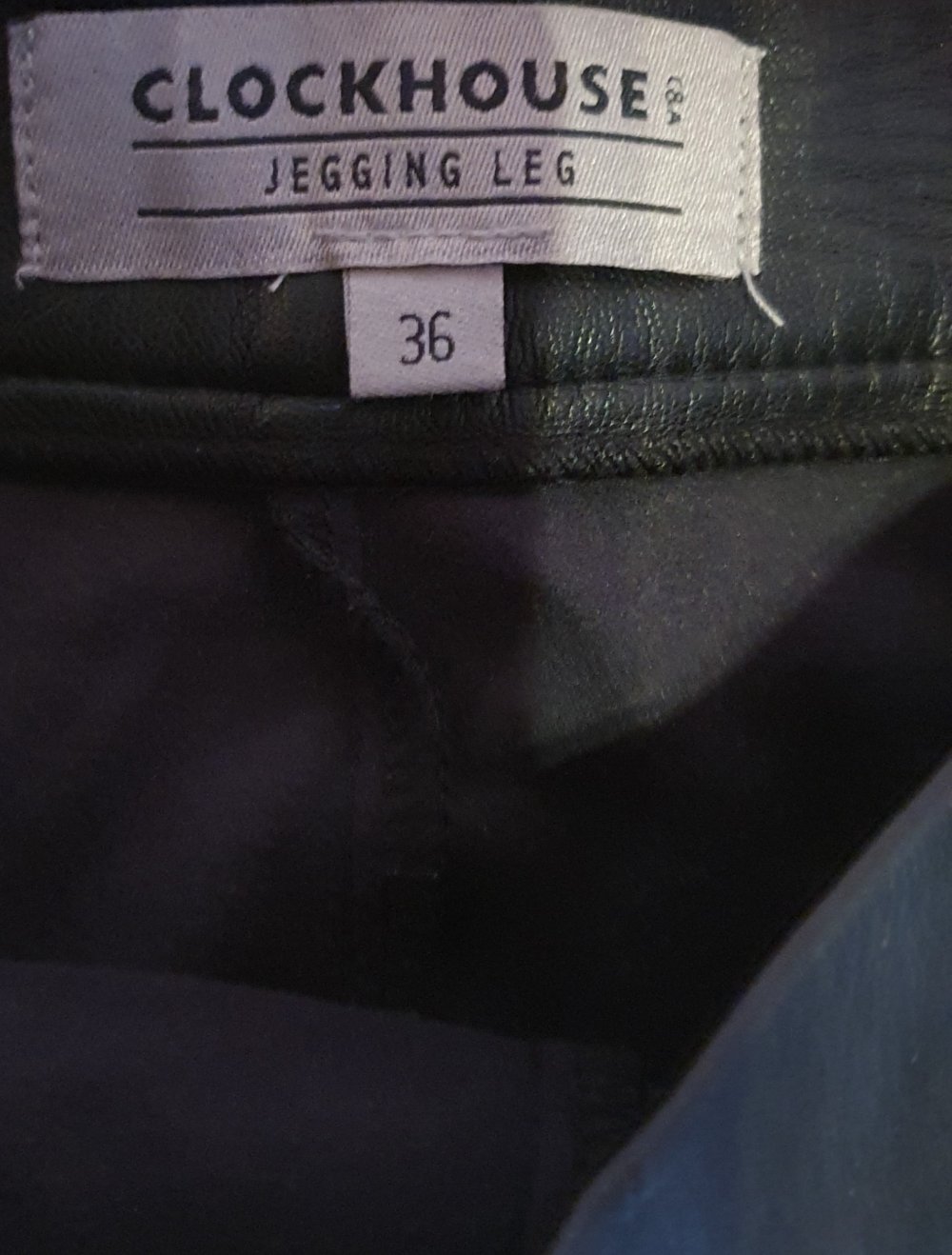 Lederhose ? clockhouse