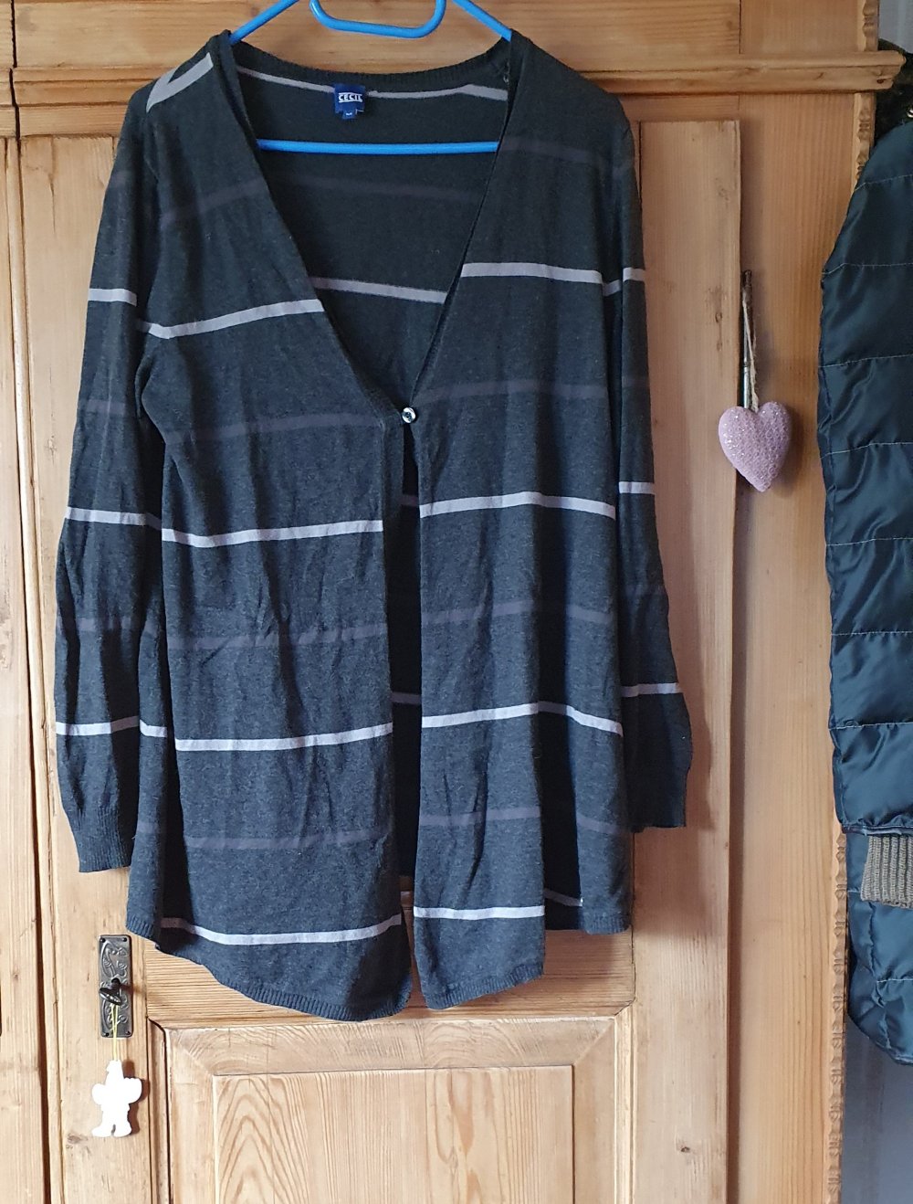 Strickjacke ? Cecil