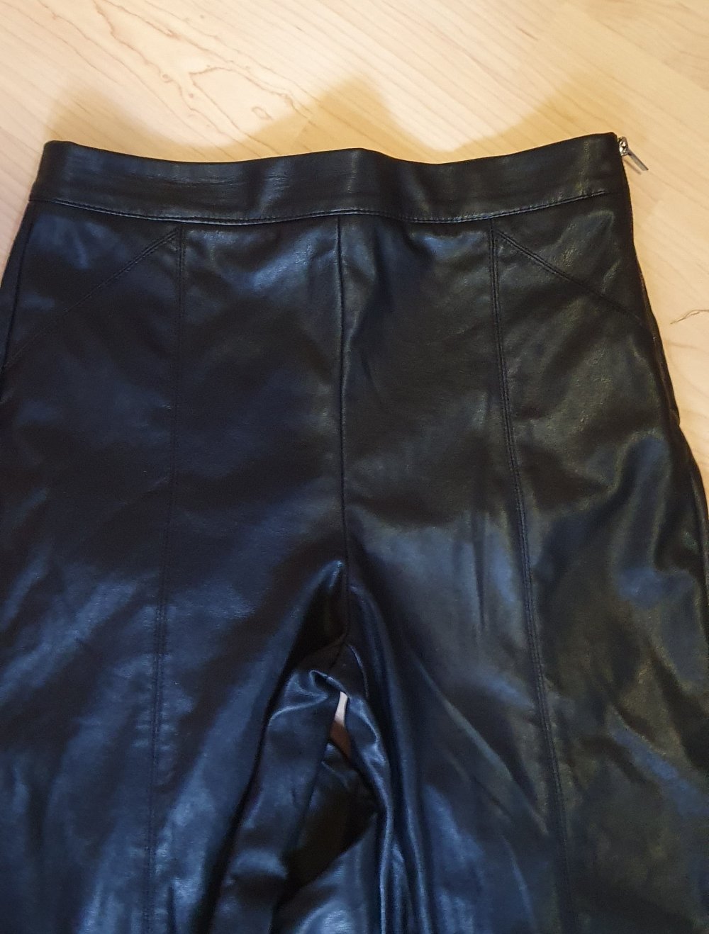 Lederhose ? clockhouse
