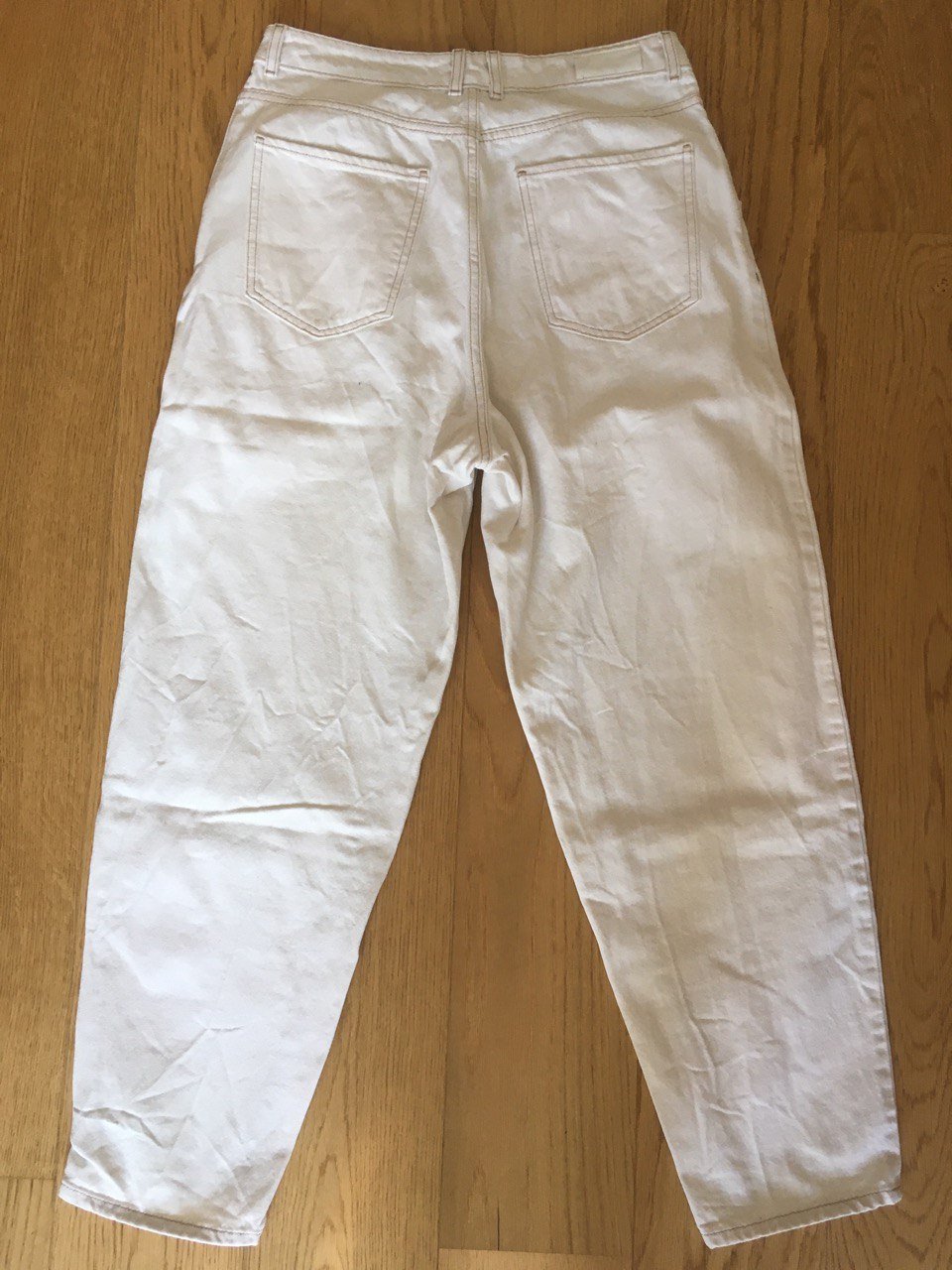 Weiße Jeans