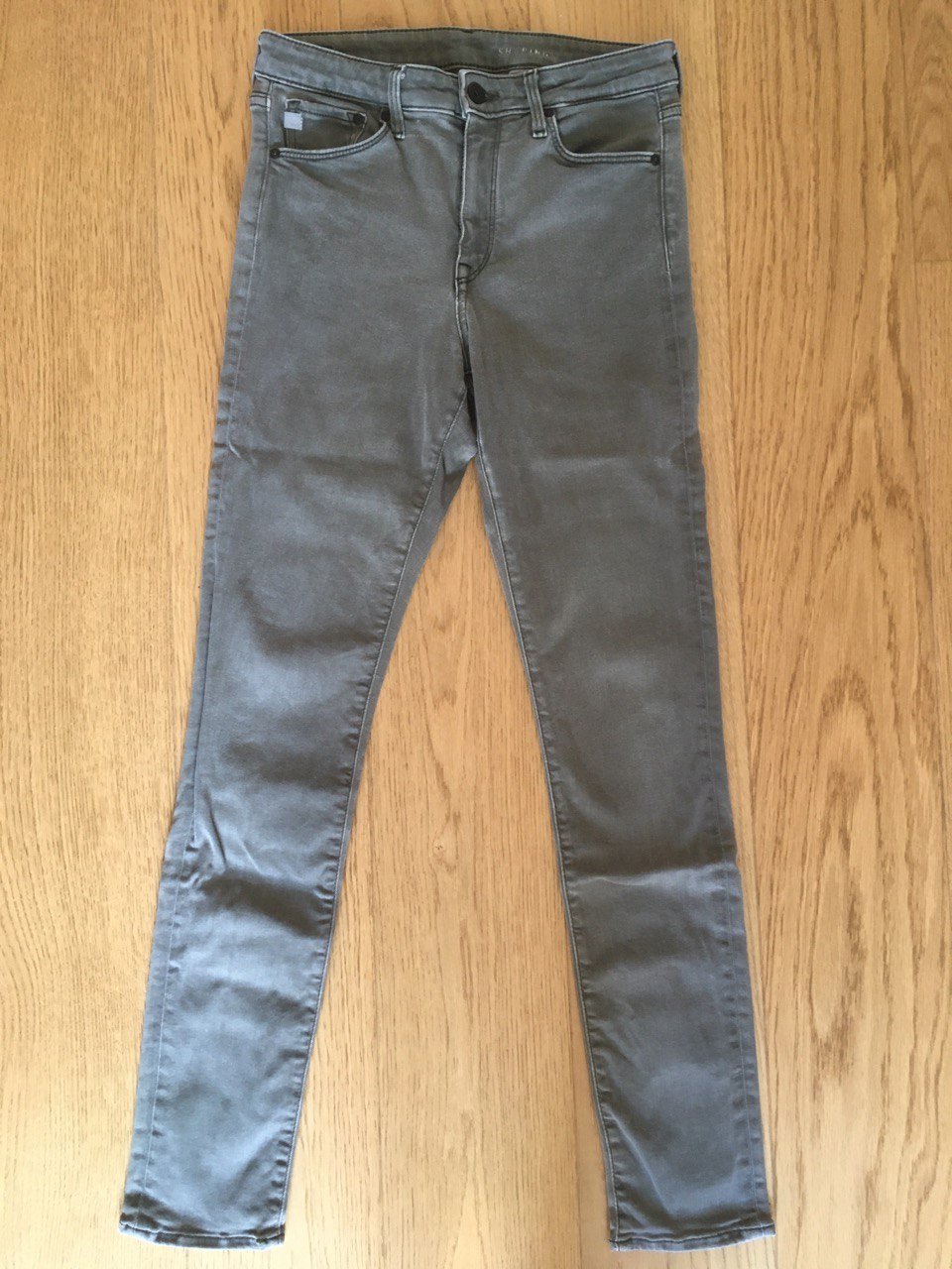 Khakifarbene Stoffhose