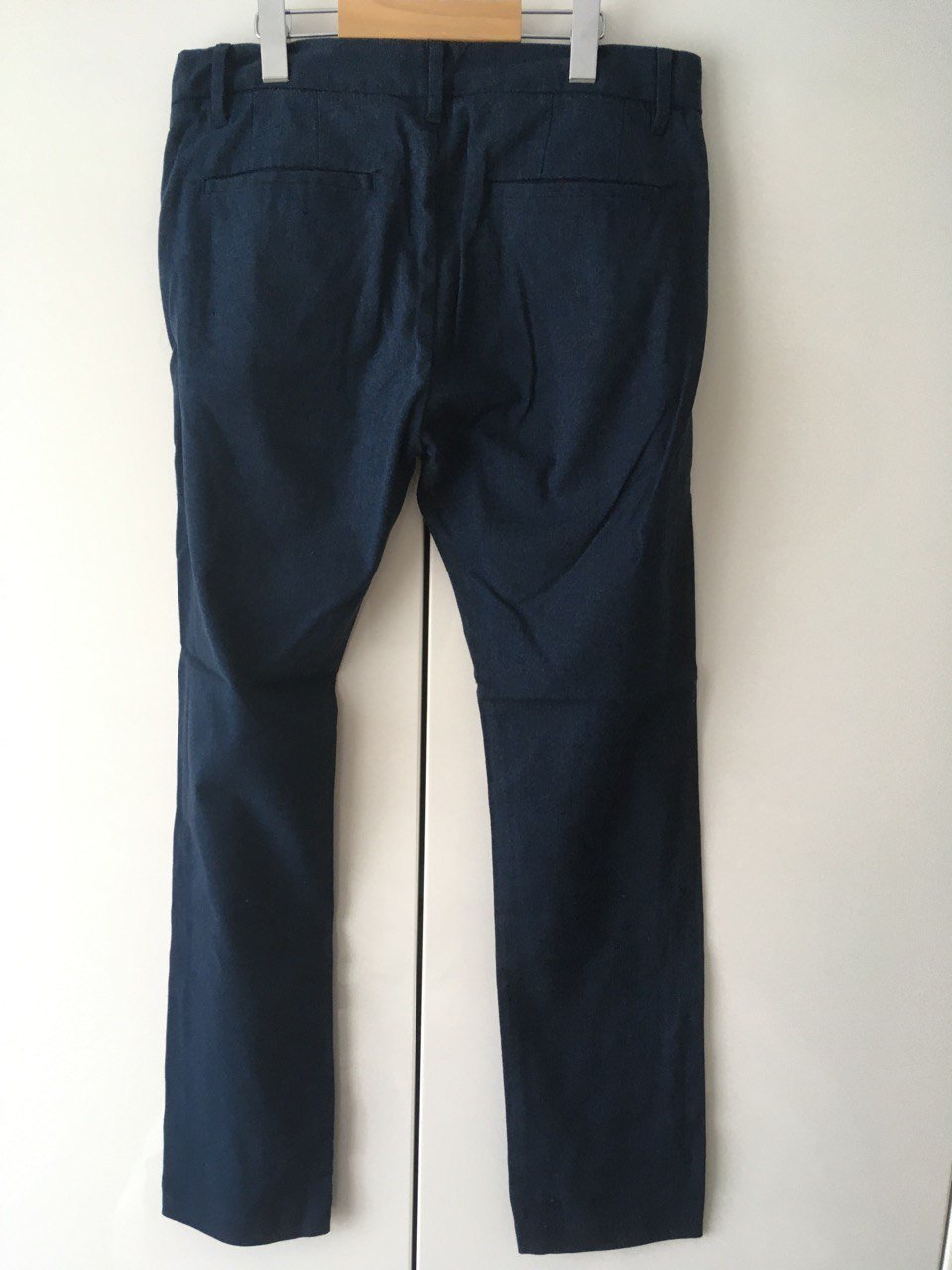 Blaue Stoffhose