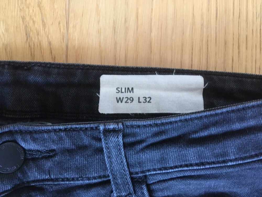 Schwarze Jeans