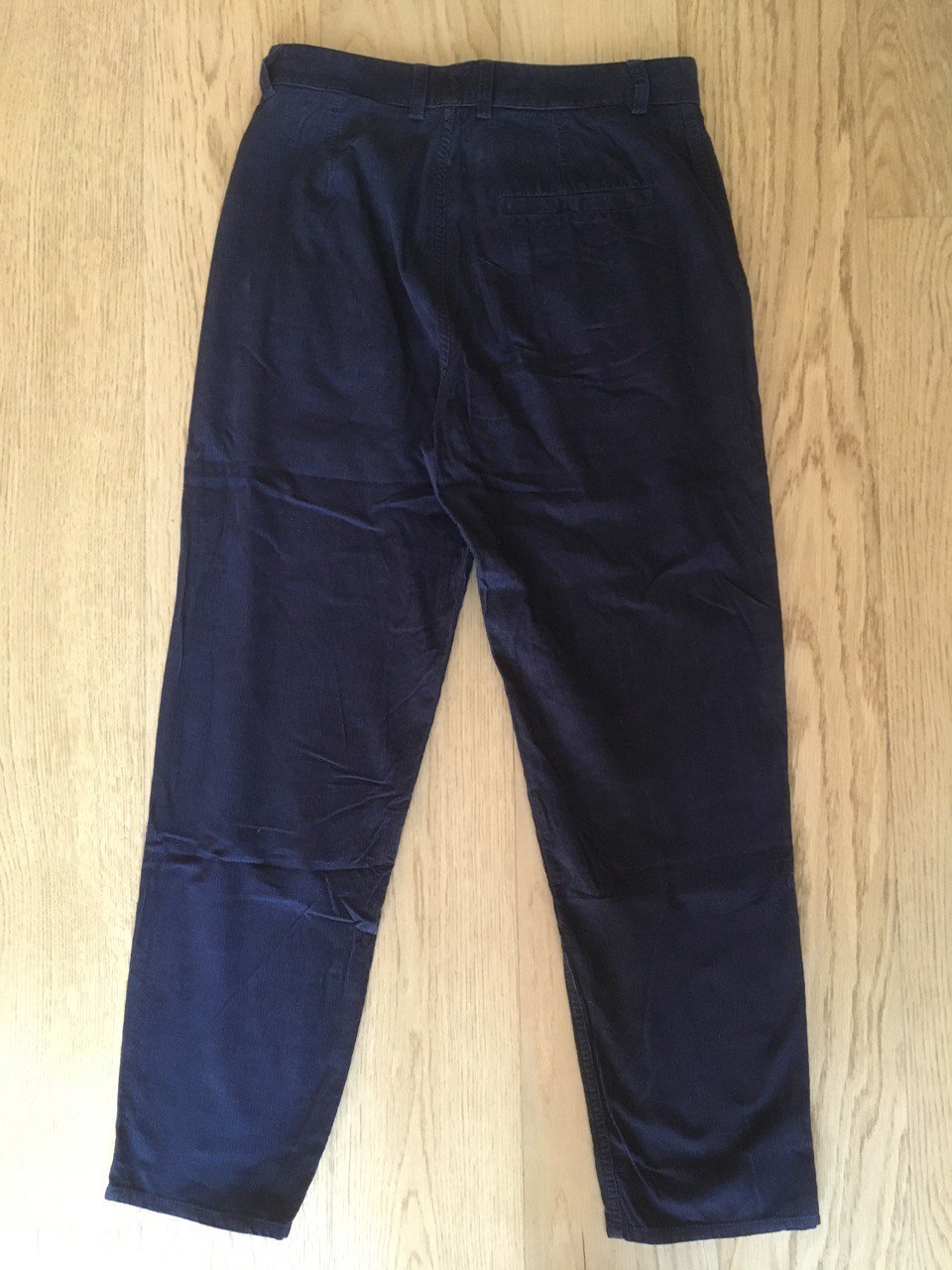 Dunkelblaue Cordhose Business