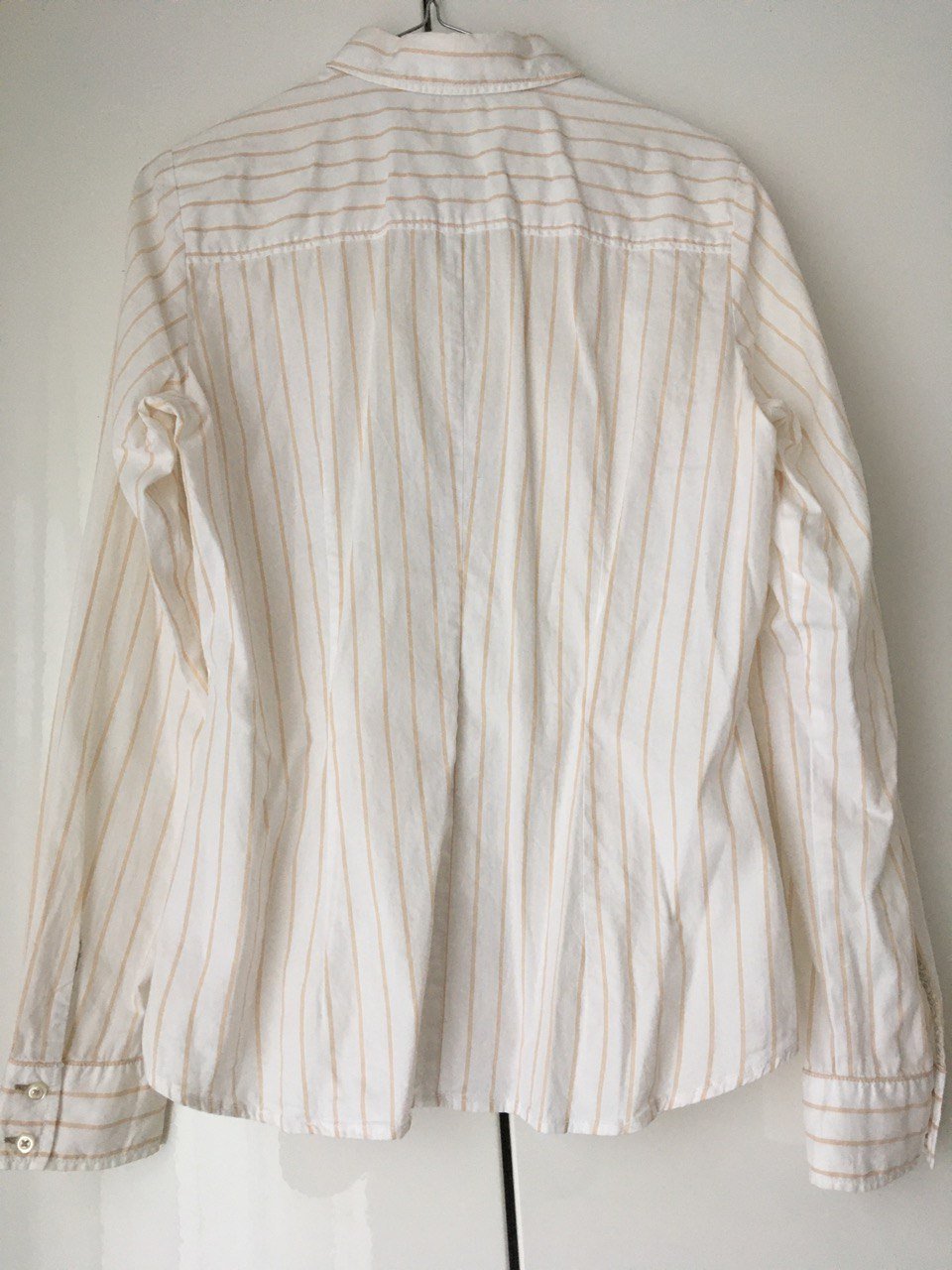 Gestreifte feminine Bluse