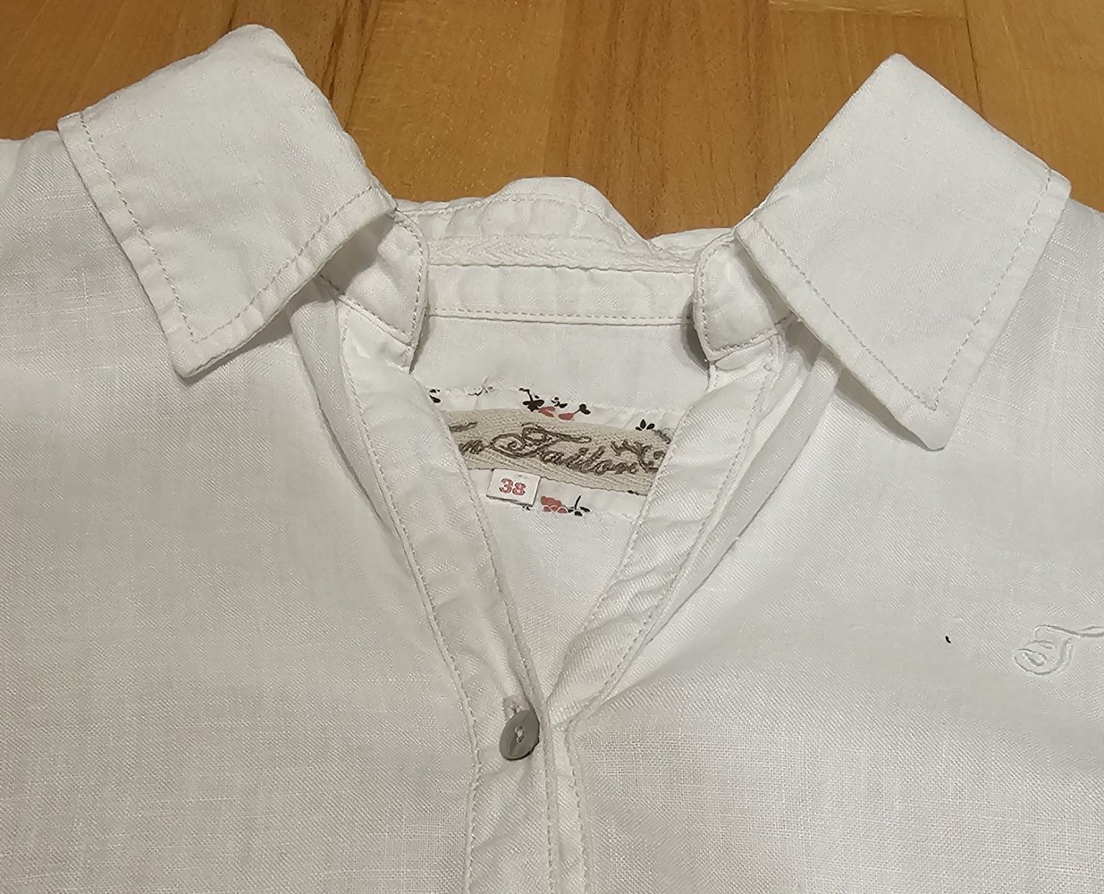 sehr schöne halbärmelige Damenbluse in Größe 38