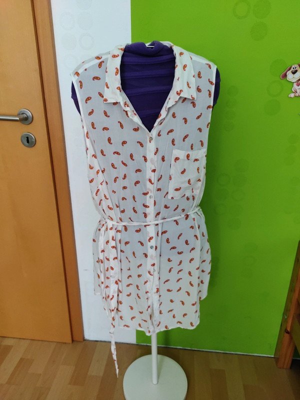 neue Bluse Gr.48