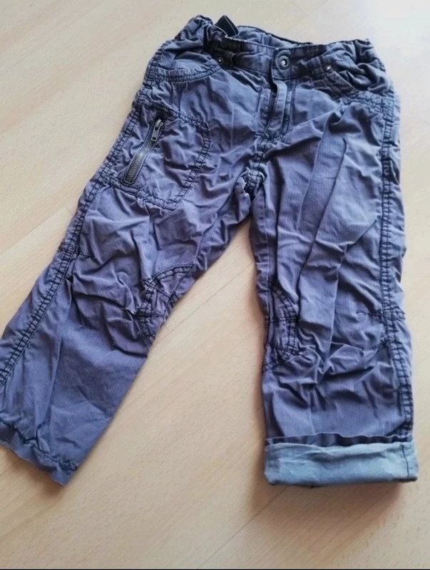 Leicht gefütterte Hose Gr. 104