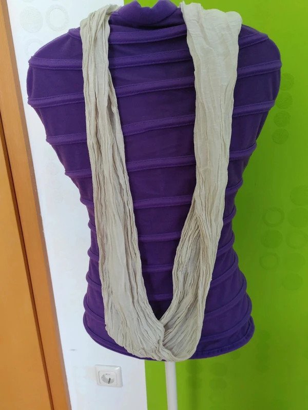 beiger Schlauchschal/ Loop