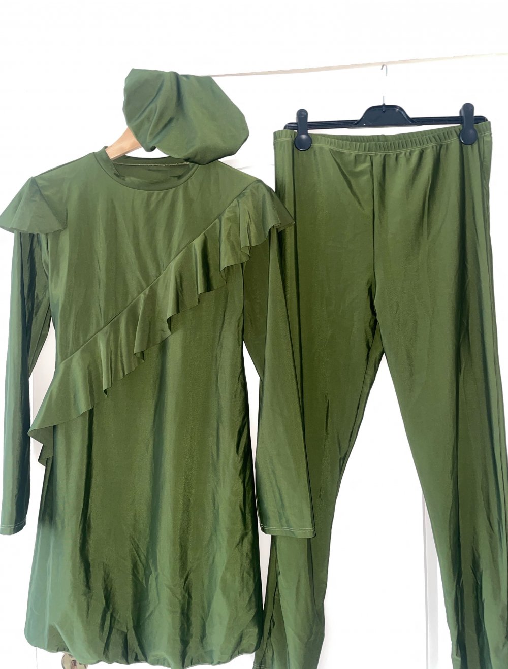 Buqini nagelneu L-XL tragbar